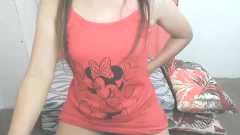 Snapshot of simpleladie15 chatting on February 6, 9:17 pm marisweet online show from February 6, 9:17 pm