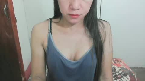 Snapshot of simpleladie15 chatting on June 14, 8:11 pm marisweet online show from June 14, 8:11 pm