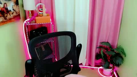 Snapshot of simplepinayx chatting on May 4, 5:58 am call me nath online show from May 4, 5:58 am