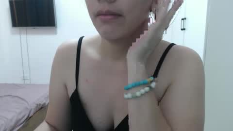 simplesindyxx online show from February 27, 4:09 am