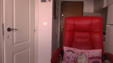 Snapshot of simyhvn chatting on May 30, 7:27 am simyhvn online show from May 30, 7:27 am