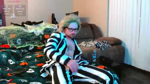 Husky Dad online show from November 1, 3:19 am