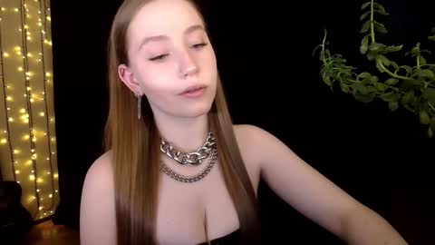 Snapshot of sindiwatsoon chatting on October 30, 12:28 pm Sindi online show from October 30, 12:28 pm