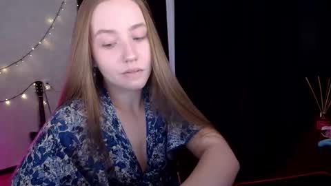 Sindi online show from July 10, 3:03 pm