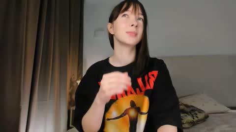 Sindy Juxx online show from November 28, 9:01 am