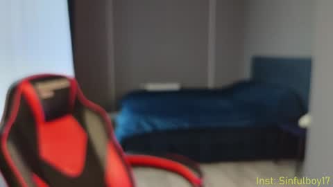 Snapshot of sinffuly chatting on January 31, 1:45 pm Richard online show from January 31, 1:45 pm