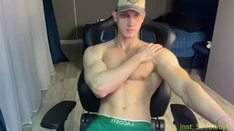 Snapshot of sinffuly chatting on February 11, 4:02 pm Richard online show from February 11, 4:02 pm