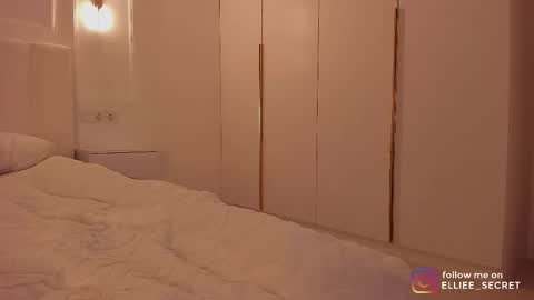 Ellie online show from February 20, 10:54 pm