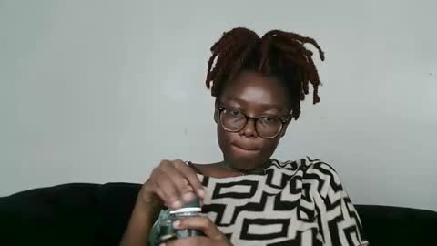Snapshot of sinful_shadow chatting on May 15, 11:34 pm sinful_shadow online show from May 15, 11:34 pm