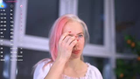   online show from November 22, 5:34 pm