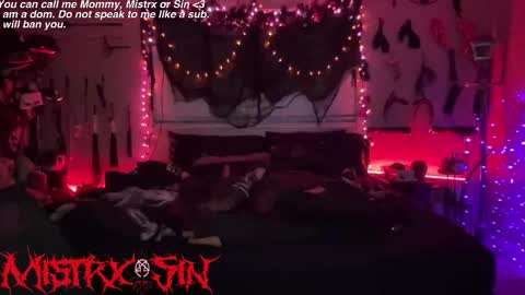 Snapshot of sinfulincubus chatting on February 7, 4:49 am Mistrx Sin online show from February 7, 4:49 am