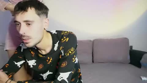 Two4Fun online show from October 5, 5:33 pm