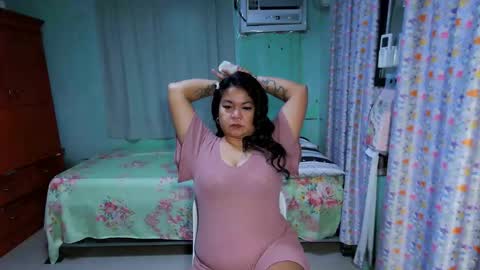 sinfullwife6969 online show from September 18, 12:51 pm