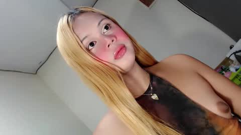 sinfulrose_ online show from February 28, 2:34 am
