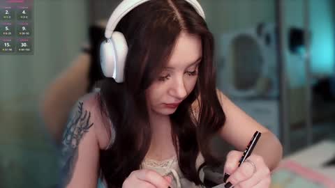 Snapshot of sinigami_ chatting on January 9, 11:24 pm Ari online show from January 9, 11:24 pm