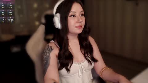 Snapshot of sinigami_ chatting on January 11, 7:06 am Ari online show from January 11, 7:06 am