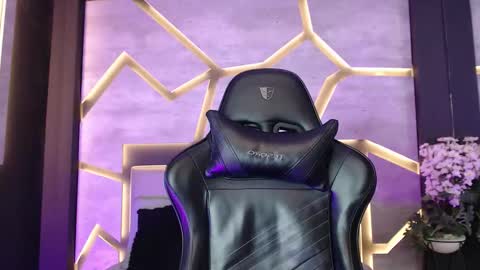 SinLickerr online show from March 17, 7:06 pm