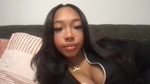 Snapshot of sinn3er chatting on December 16, 4:39 am sinn3er online show from December 16, 4:39 am