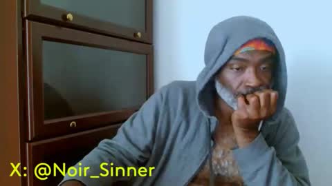 Snapshot of sinnernoir chatting on May 21, 3:30 pm My Name Is..............................John online show from May 21, 3:30 pm