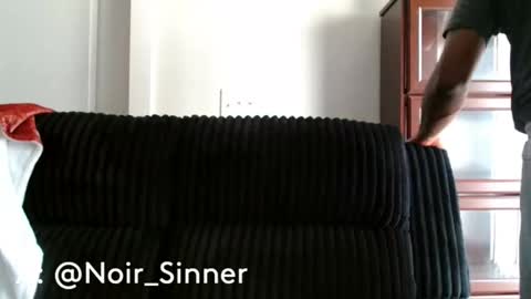 Snapshot of sinnernoir chatting on June 9, 6:30 pm My Name Is..............................John online show from June 9, 6:30 pm