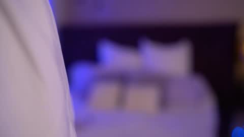 Sinners Muse online show from November 27, 8:05 am