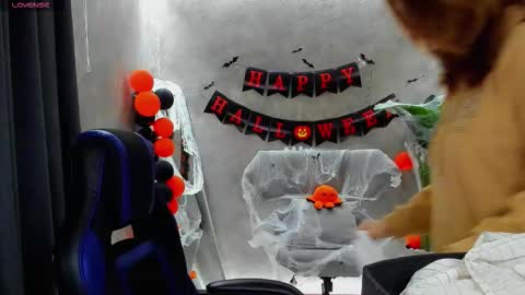 Sinty Noria online show from November 1, 1:07 am