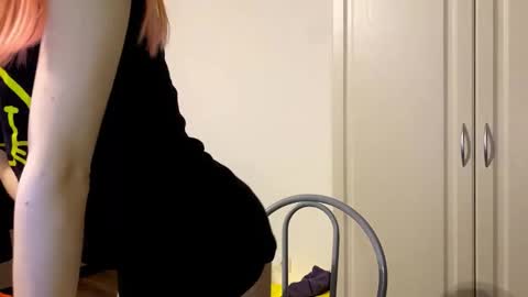 Emily online show from March 17, 6:00 pm