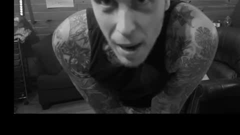 Snapshot of siphonophorslaysstrings chatting on March 13, 1:34 am Unbridledfuckingcrazy online show from March 13, 1:34 am