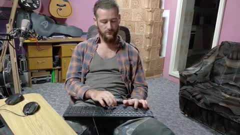 I am The Fourth and only Sir. Pelo online show from September 9, 6:07 pm