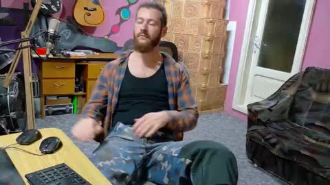 I am The Fourth and only Sir. Pelo online show from November 16, 6:08 am