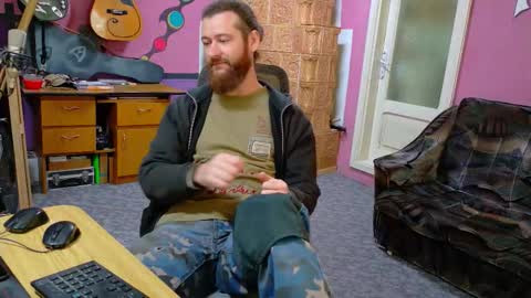 I am The Fourth and only Sir. Pelo online show from January 18, 1:15 pm