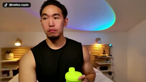 SIR TEO online show from May 6, 1:49 pm