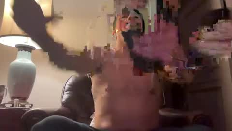 Snapshot of sirbubblesworth chatting on December 17, 6:02 am sirbubblesworth online show from December 17, 6:02 am