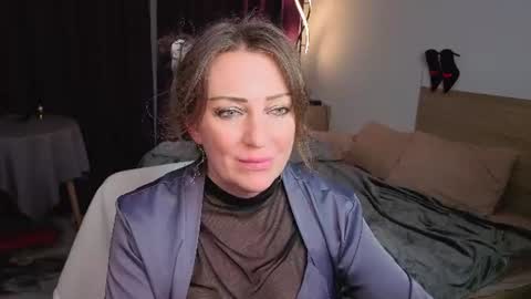 Snapshot of sirena_fly chatting on June 15, 11:07 pm Sirena online show from June 15, 11:07 pm