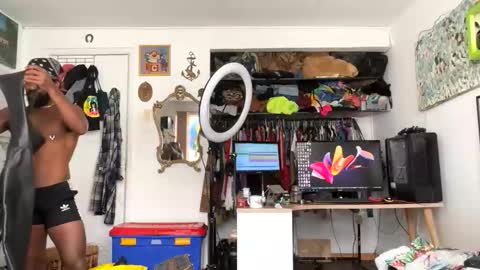 siriss_boyrag online show from May 1, 4:44 pm