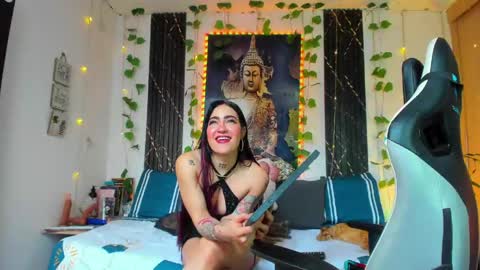 koral online show from May 25, 4:46 pm