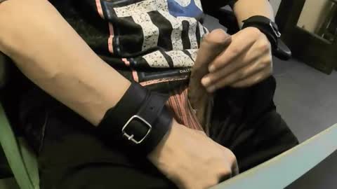 Snapshot of siriusobjt chatting on December 16, 3:00 am siriusobjt online show from December 16, 3:00 am