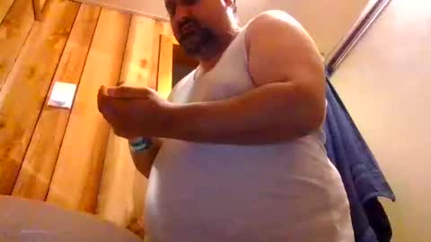 Snapshot of sirmike80 chatting on October 12, 5:34 pm SirMike80 online show from October 12, 5:34 pm