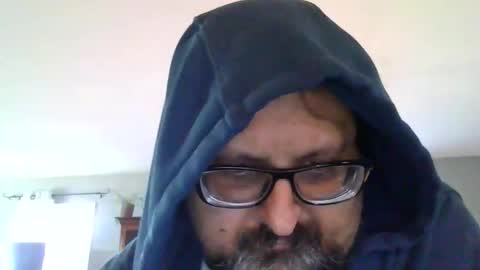 Snapshot of sirmike80 chatting on April 28, 11:15 am SirMike80 online show from April 28, 11:15 am