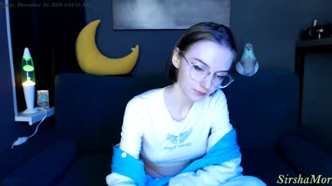 Snapshot of sirshamor chatting on December 20, 2:52 am  SirshaMor   online show from December 20, 2:52 am