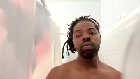 Snapshot of sirthedom chatting on October 6, 5:05 am sirthedom online show from October 6, 5:05 am