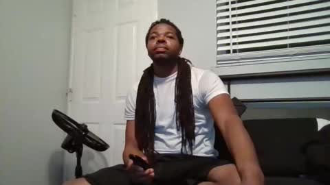 Snapshot of sirthedom chatting on October 29, 2:14 am sirthedom online show from October 29, 2:14 am