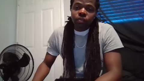 Snapshot of sirthedom chatting on November 1, 6:32 pm sirthedom online show from November 1, 6:32 pm