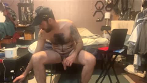 Snapshot of sirvix_bruiser chatting on April 14, 3:12 am sirvix_bruiser online show from April 14, 3:12 am