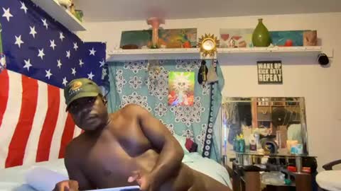 Snapshot of sirvontezphifer8 chatting on August 7, 12:34 am Cervantes online show from August 7, 12:34 am