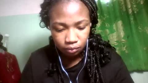 sisih567089 online show from October 26, 6:52 am