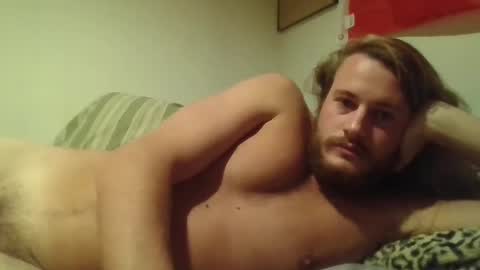 Snapshot of sissyboy031 chatting on October 13, 2:44 am sissyboy031 online show from October 13, 2:44 am