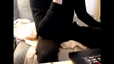 looking for older male ore female to use me sexually and be good to me ahhhhh online show from January 20, 3:50 pm