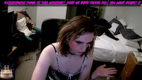 Snapshot of sissycdmish chatting on October 12, 3:11 pm SissyCDMish online show from October 12, 3:11 pm