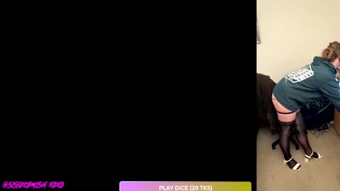 Snapshot of sissycdmish chatting on November 2, 3:47 pm SissyCDMish online show from November 2, 3:47 pm